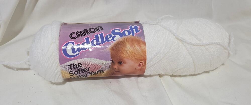 Caron CuddleSoft Baby Yarn White 2701 2 oz 3 Ply 100% Acrylic Vintage NOS